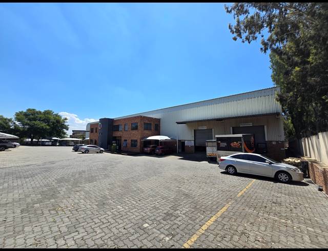 3,385M² WAREHOUSE TO LET IN TUNNEY